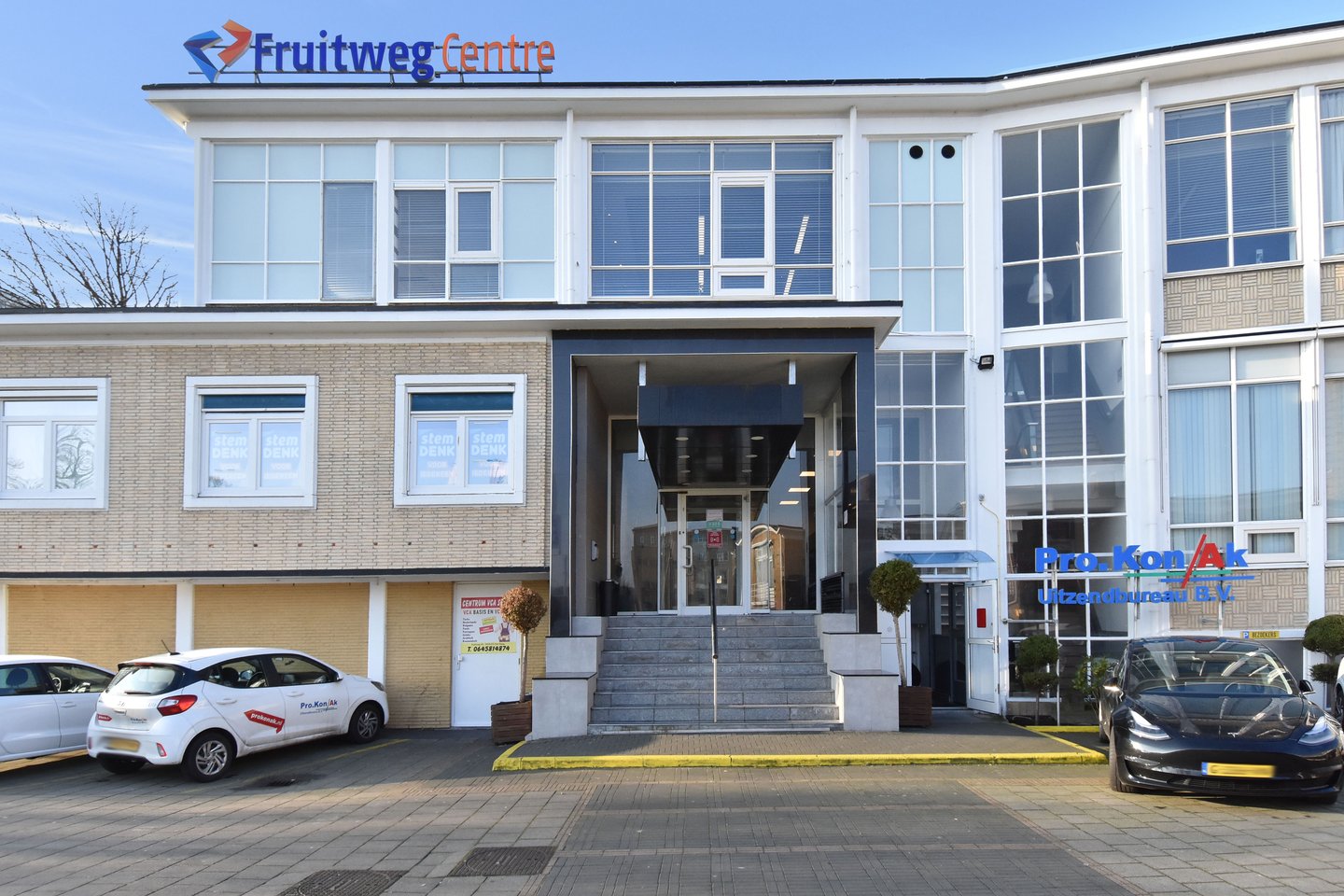 View photo 1 of Fruitweg 25