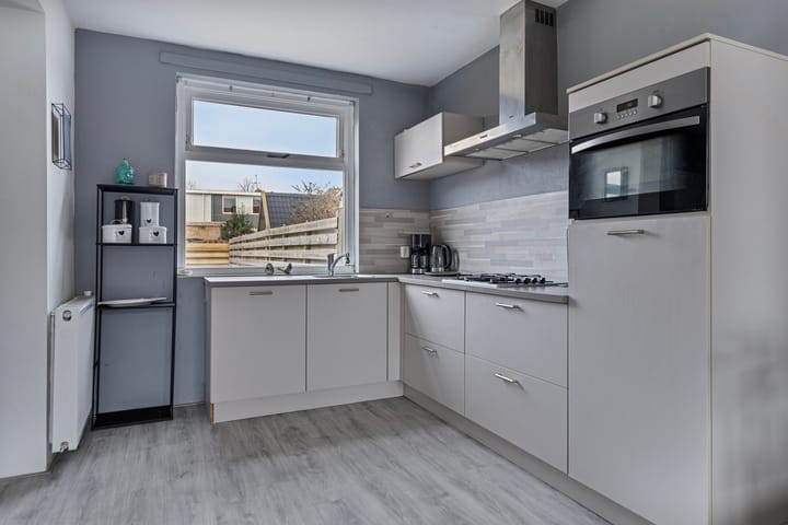 Foto 8 van Professor Schotanusstraat 3