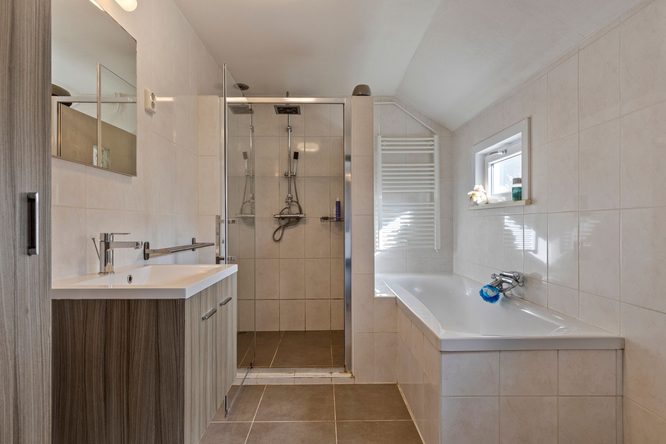 Photo 12 of Burgemeester van Horsighstraat 47