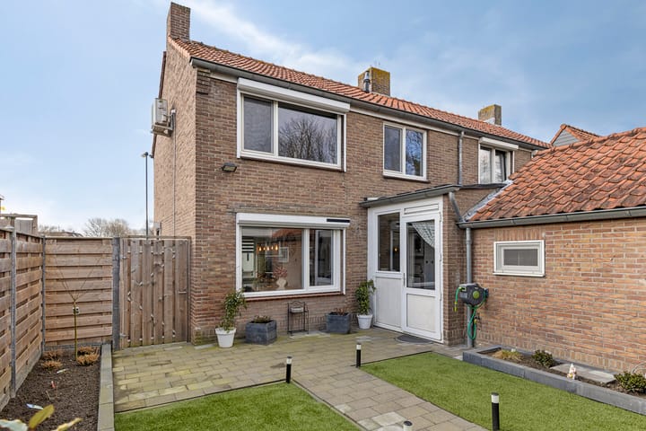 Foto 23 van Burgemeester van Horsighstraat 47