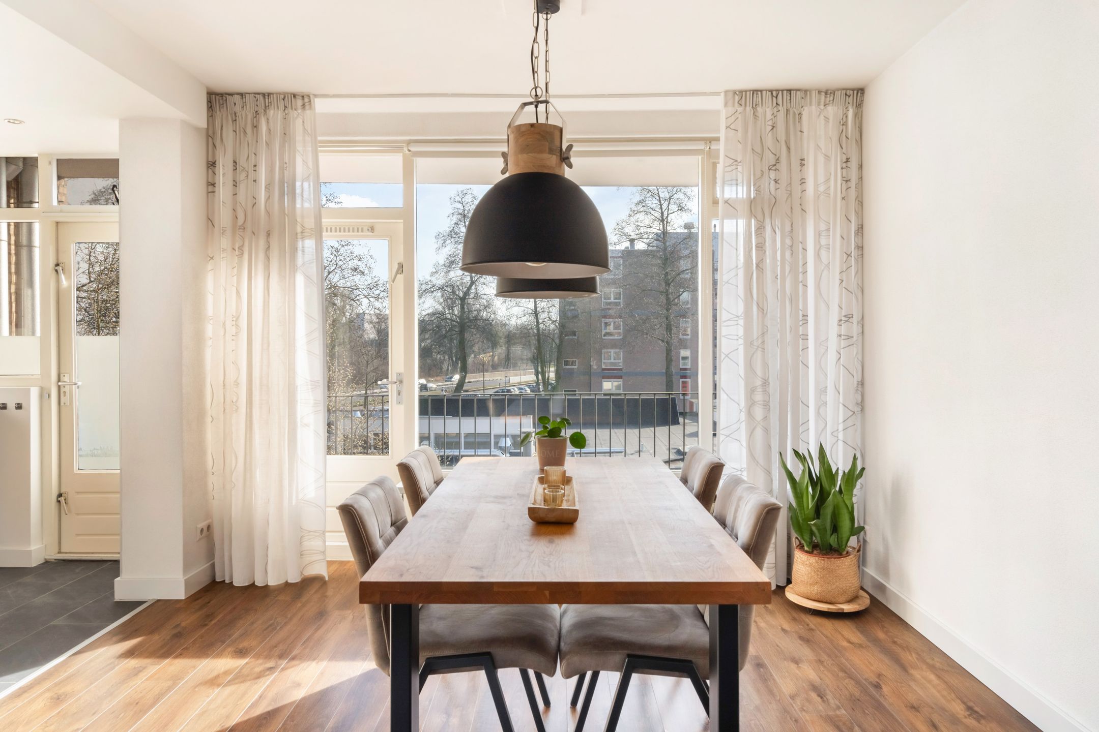 Foto 21 van Abraham Kuyperweg 12