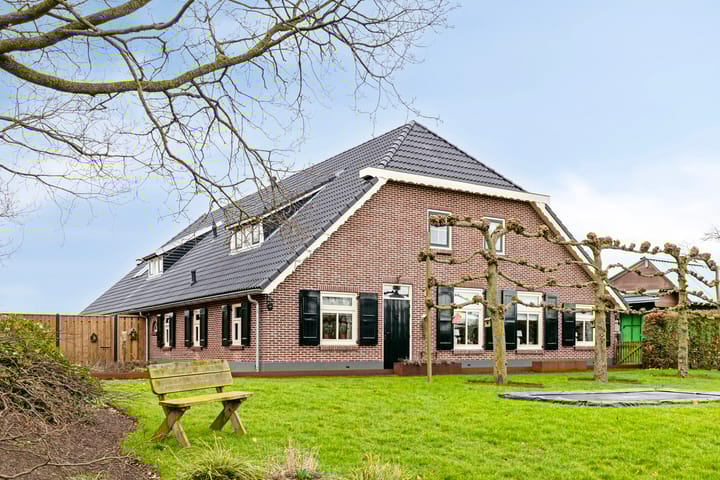 Foto 1 van Zuideinde Oost 9-A