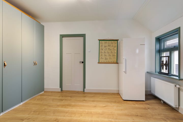 Foto 14 van Zuideinde Oost 9-A