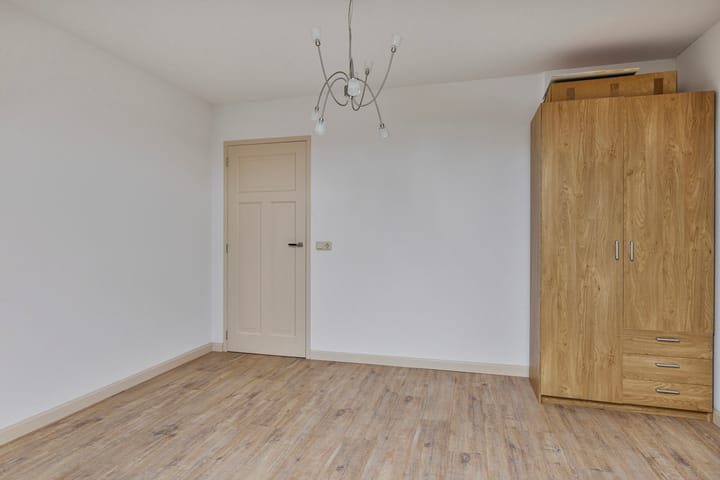 Foto 28 van Zuideinde Oost 9-A