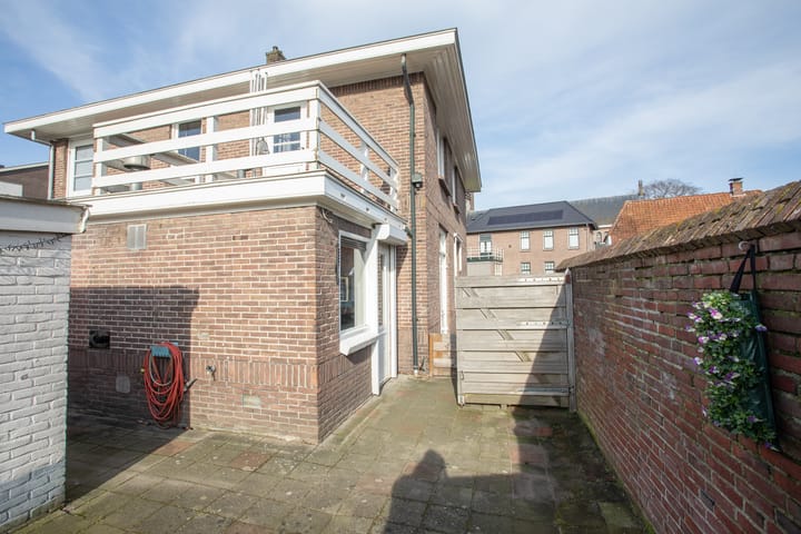 Foto 41 van Kerkhofstraat 4