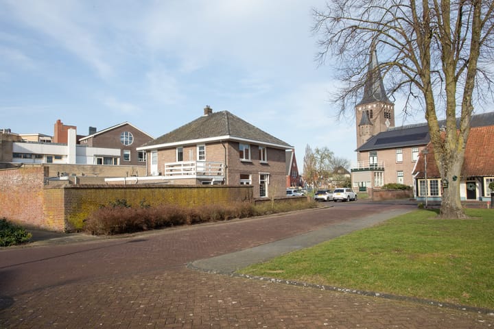 Foto 48 van Kerkhofstraat 4