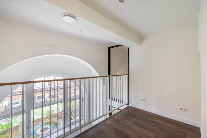 Foto 3 van Zwederstraat 14-E