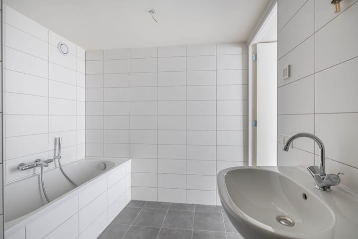 Foto 21 van Zwederstraat 14-E