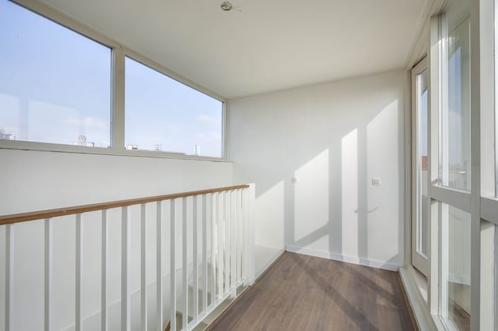 Foto 27 van Zwederstraat 14-E