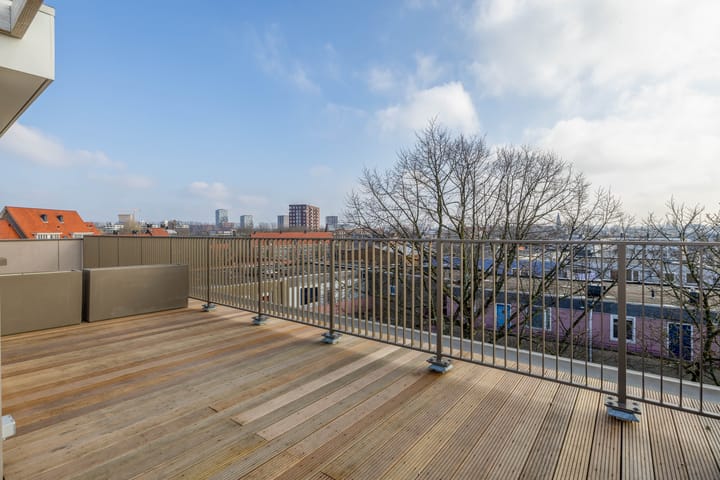 Foto 31 van Zwederstraat 14-E