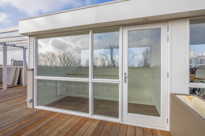 Foto 32 van Zwederstraat 14-E