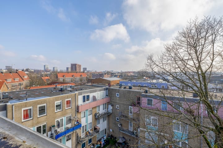 Foto 33 van Zwederstraat 14-E