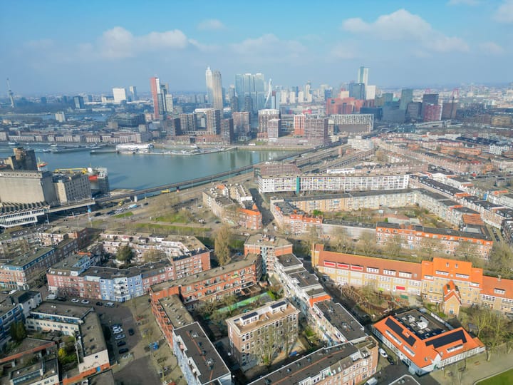 Foto 34 van Zwederstraat 14-E