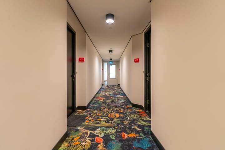 Foto 11 van Hoola van Nootenstraat 358