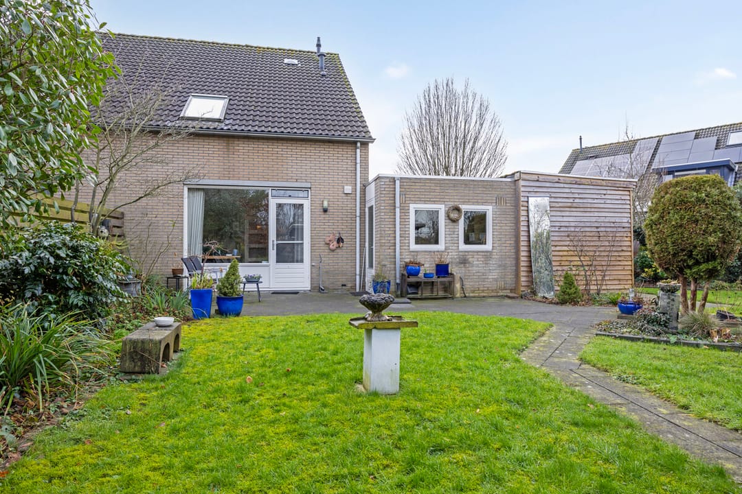 Photo 37 of Elvis Presleystraat 15