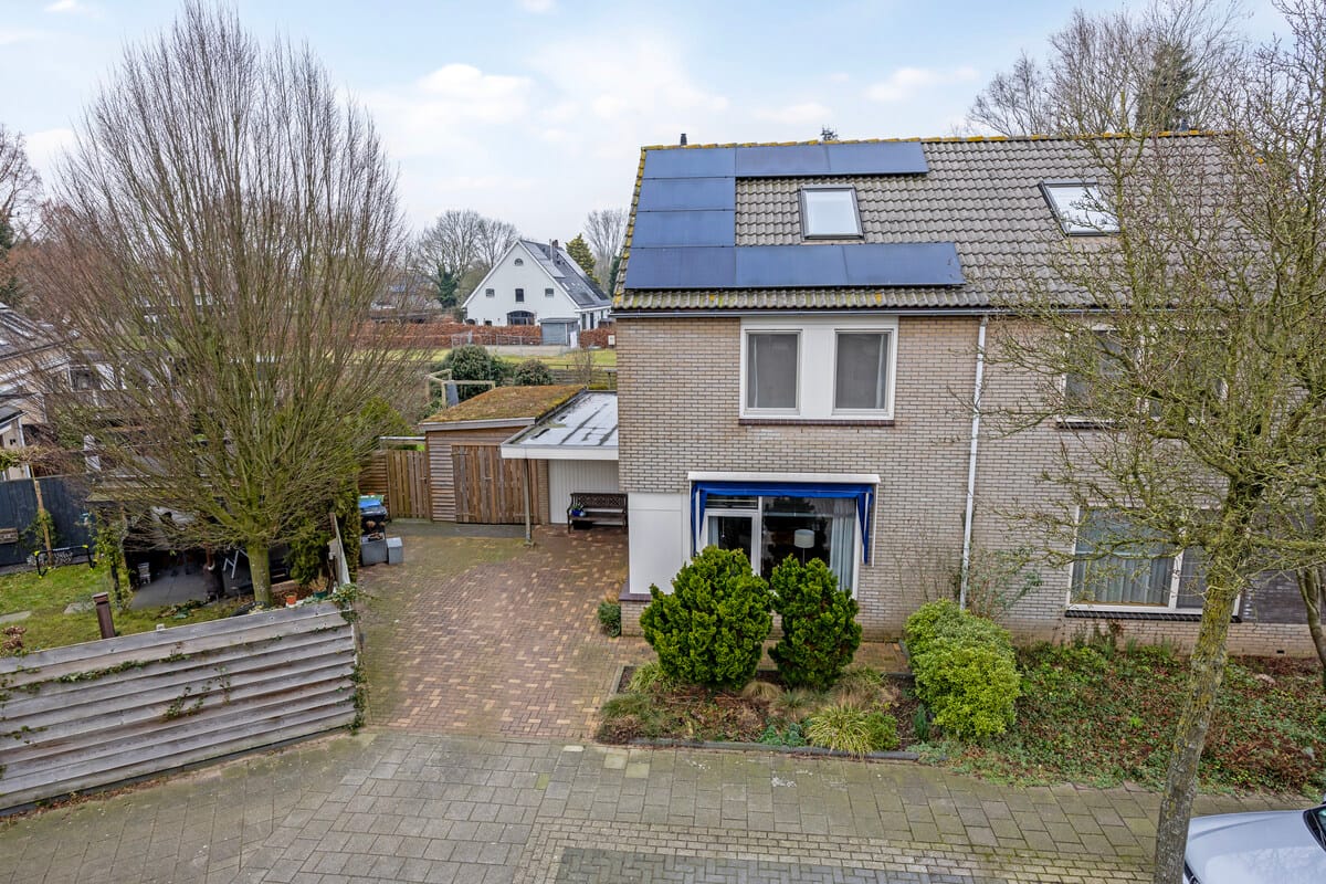 Photo 48 of Elvis Presleystraat 15