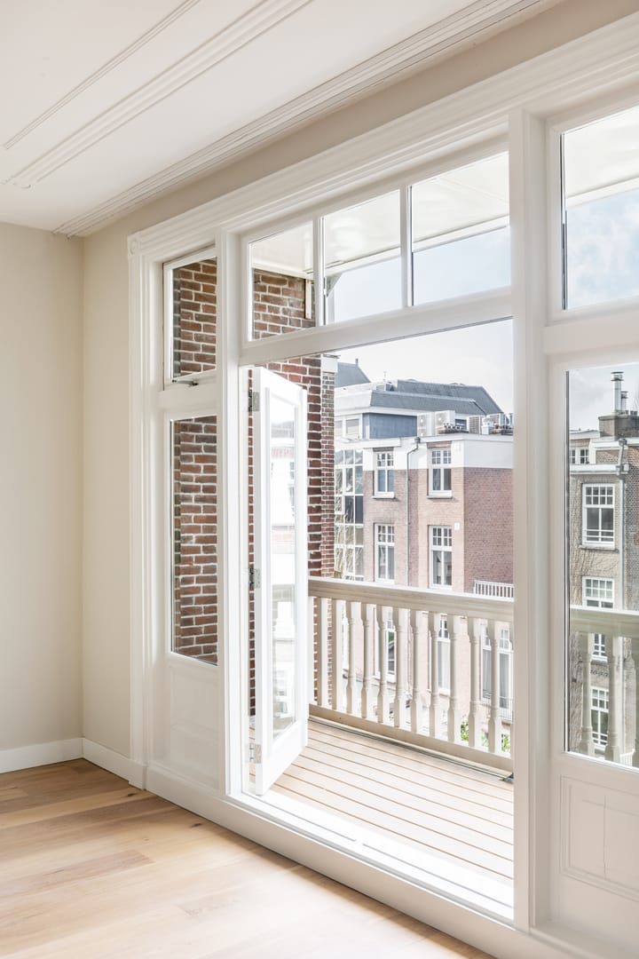 Foto 19 van Pieter de Hoochstraat 14-3