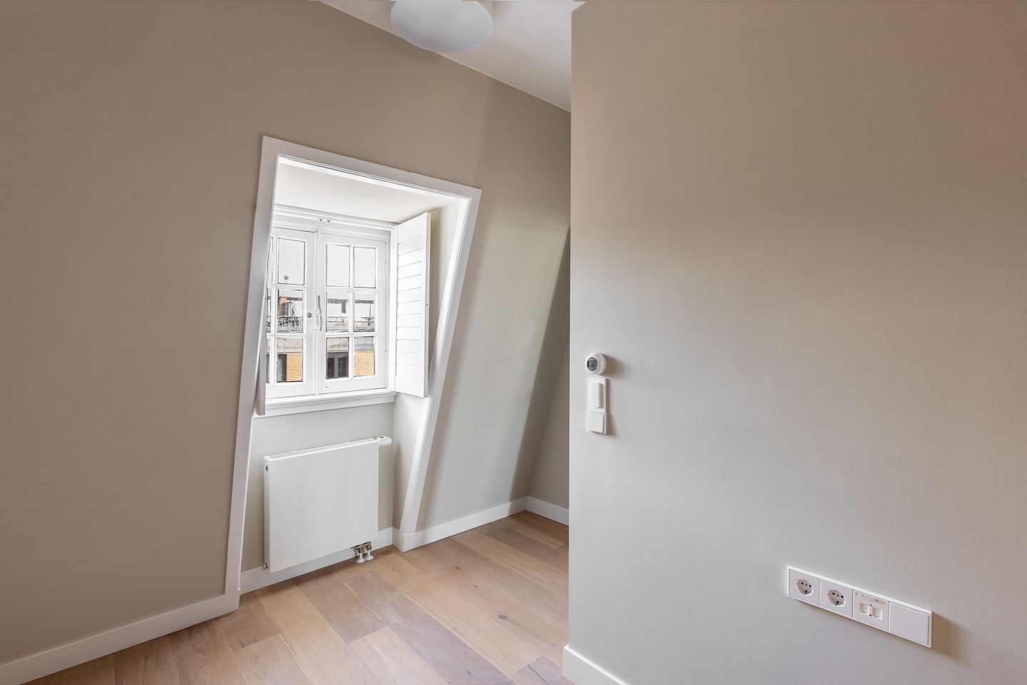 Foto 35 van Pieter de Hoochstraat 14-3