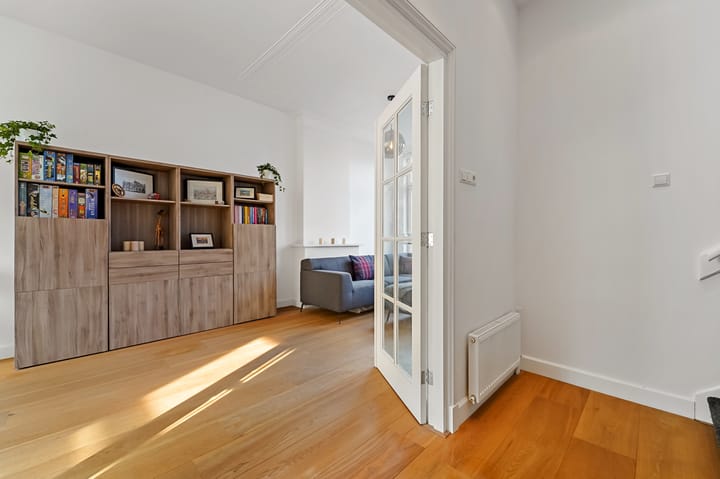 Photo 8 of Johannes Camphuijsstraat 159