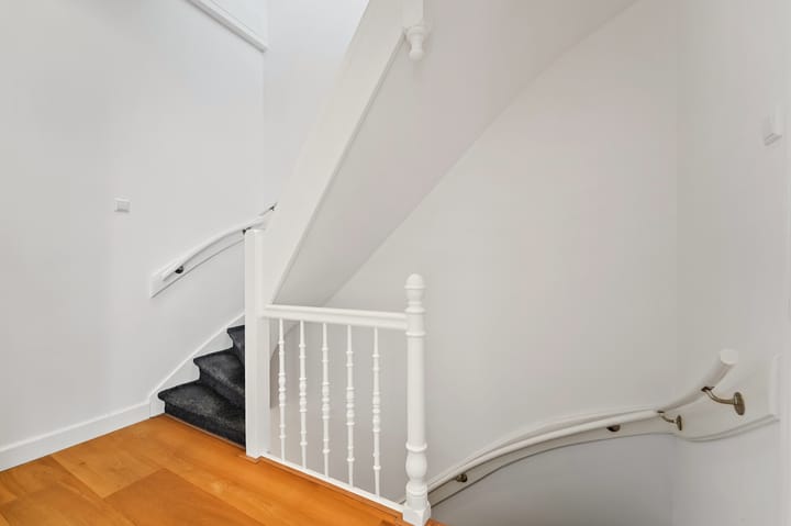 Photo 18 of Johannes Camphuijsstraat 159