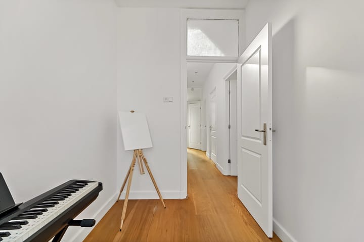 Photo 30 of Johannes Camphuijsstraat 159