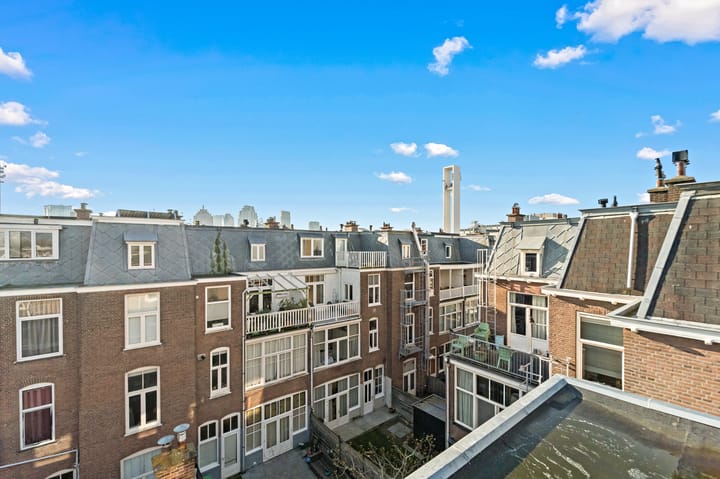 Photo 35 of Johannes Camphuijsstraat 159