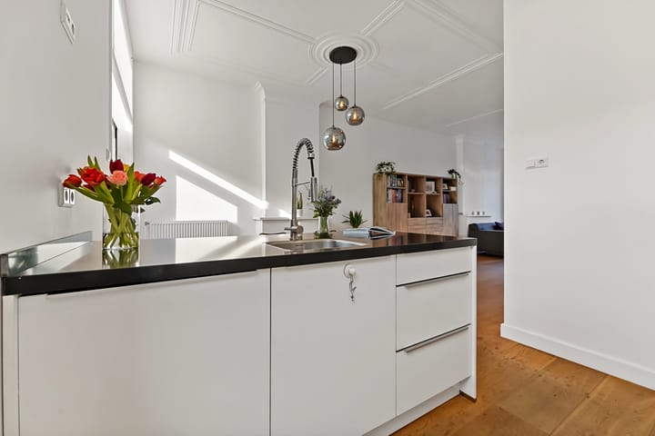 Photo 14 of Johannes Camphuijsstraat 159