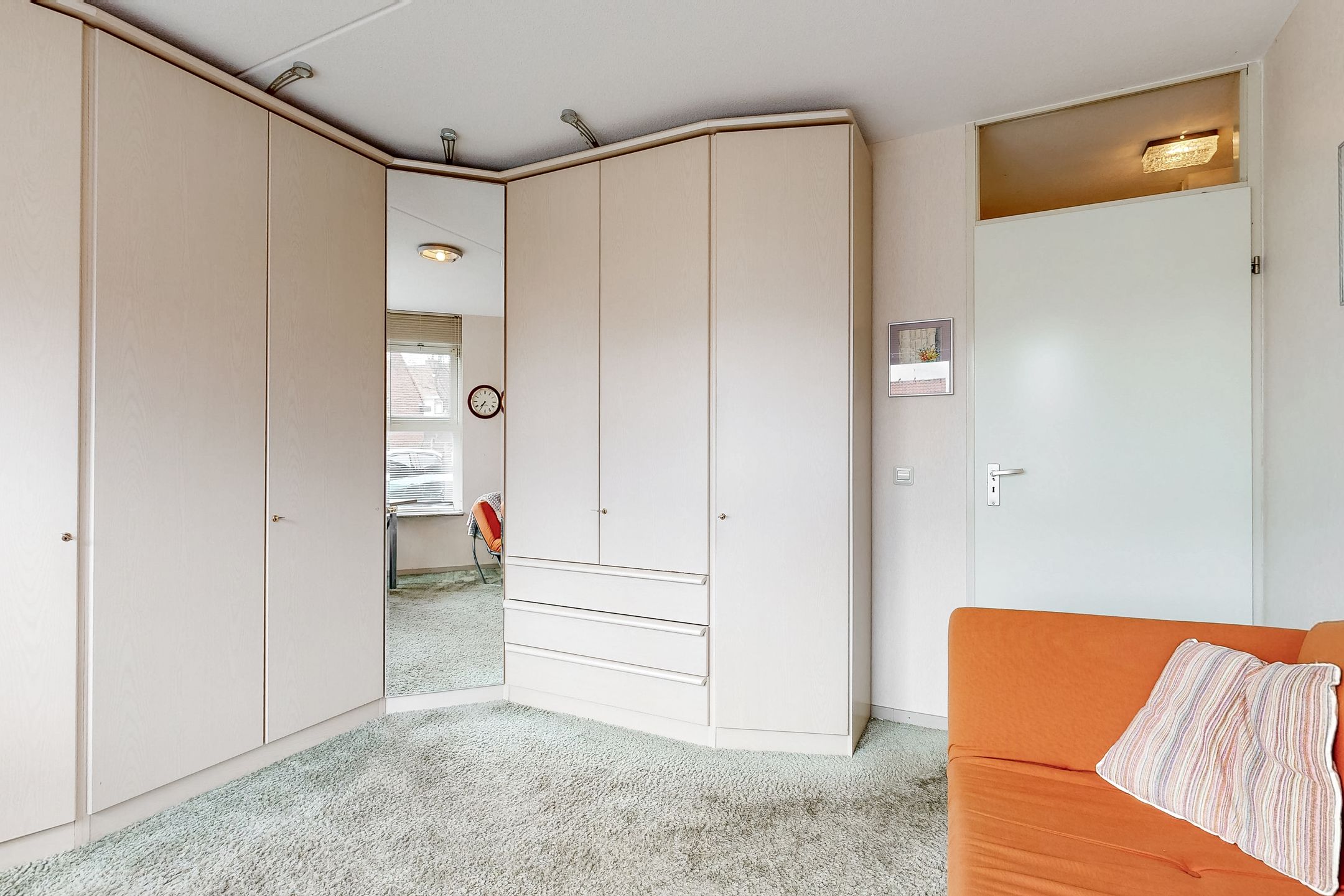 Foto 15 van Marga Klompélaan 5