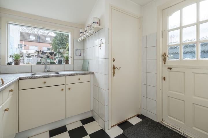 Foto 10 van Meulenwiekelaan 27