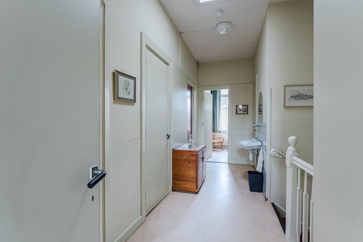 Photo 29 of Mariënpoelstraat 13