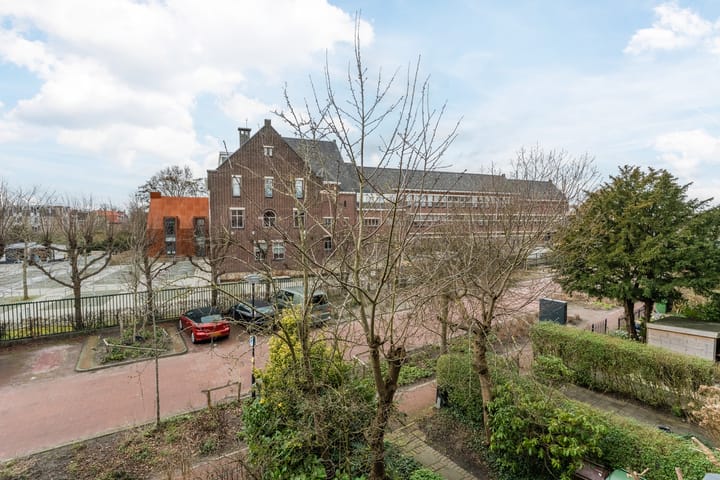 Photo 41 of Mariënpoelstraat 13