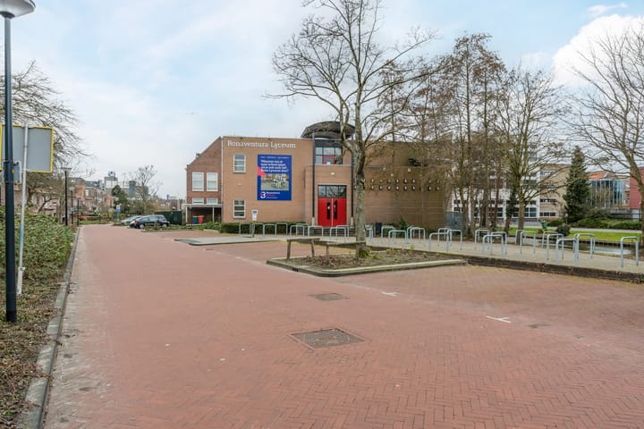Photo 50 of Mariënpoelstraat 13