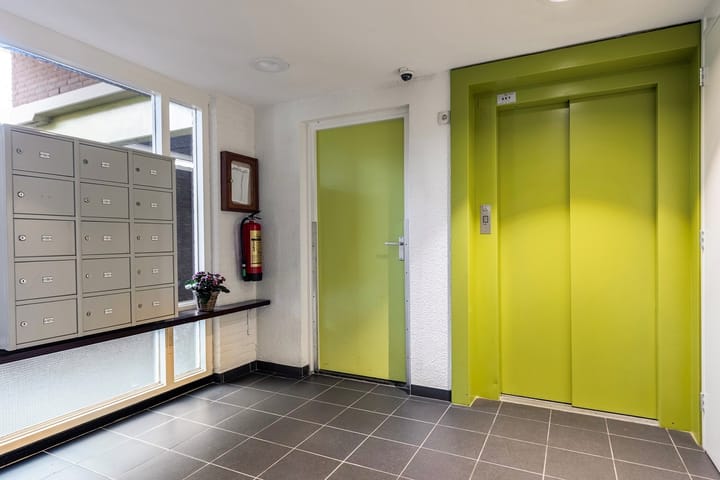 Foto 7 van Leusdenhof 186