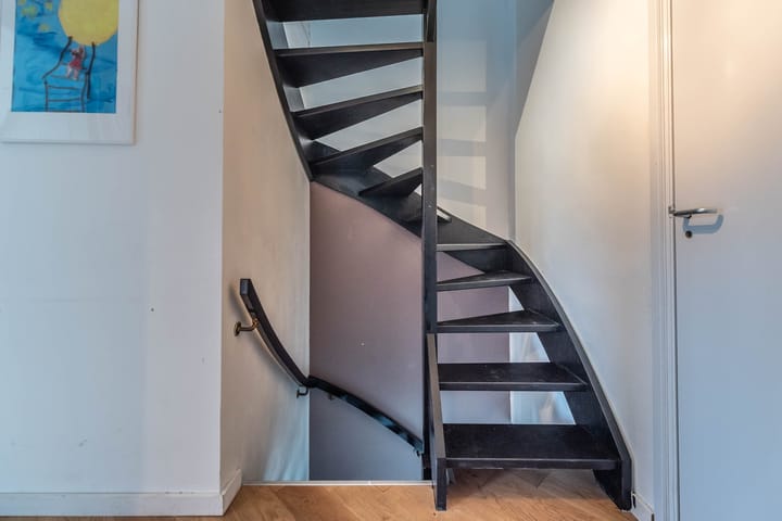 Foto 25 van Burgemeester Bickerstraat 53