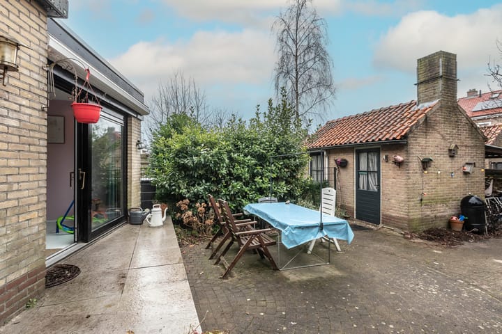 Photo 29 of Burgemeester Bickerstraat 53
