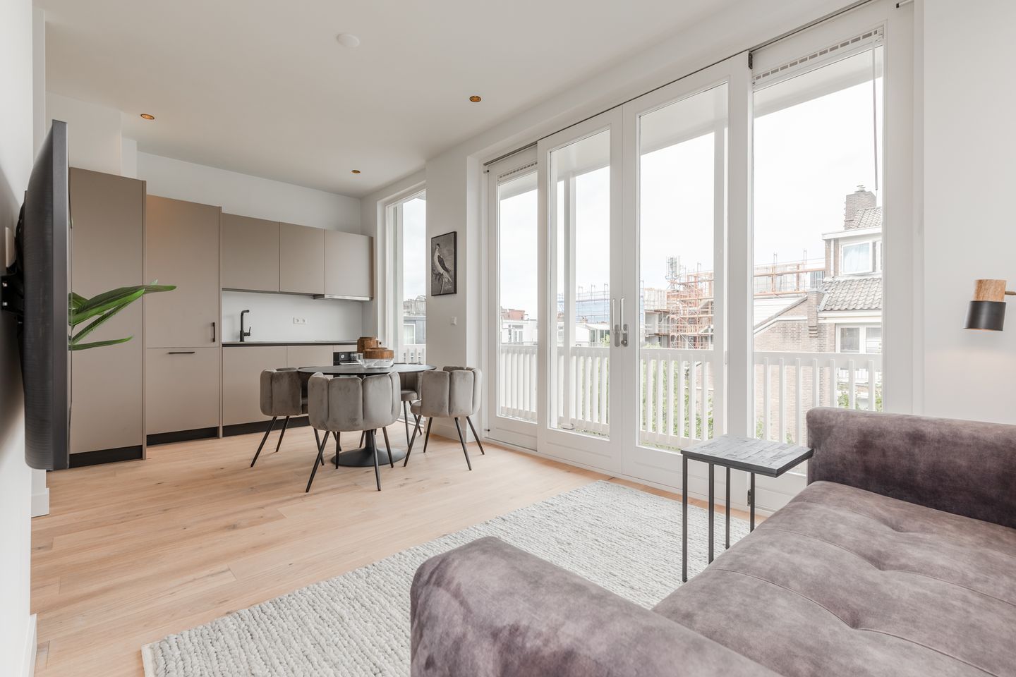 Photo 4 of Admiraal De Ruijterweg 95-G