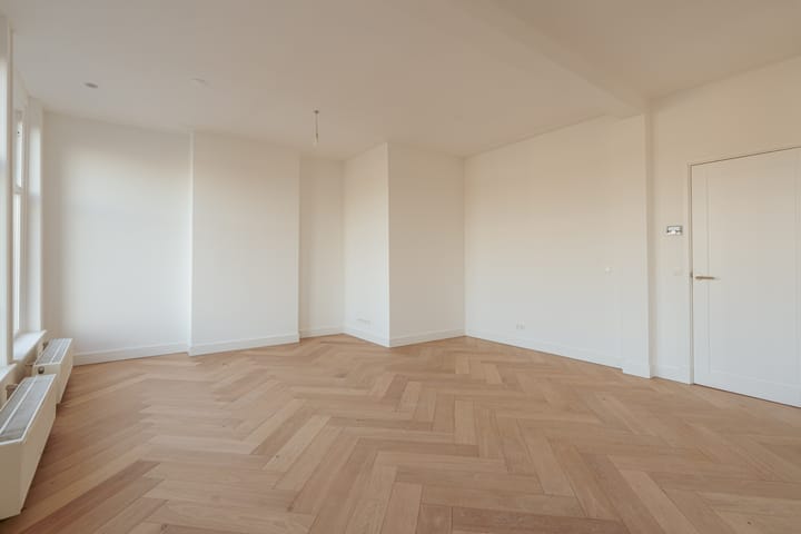 Photo 5 of Pretoriusstraat 36-4