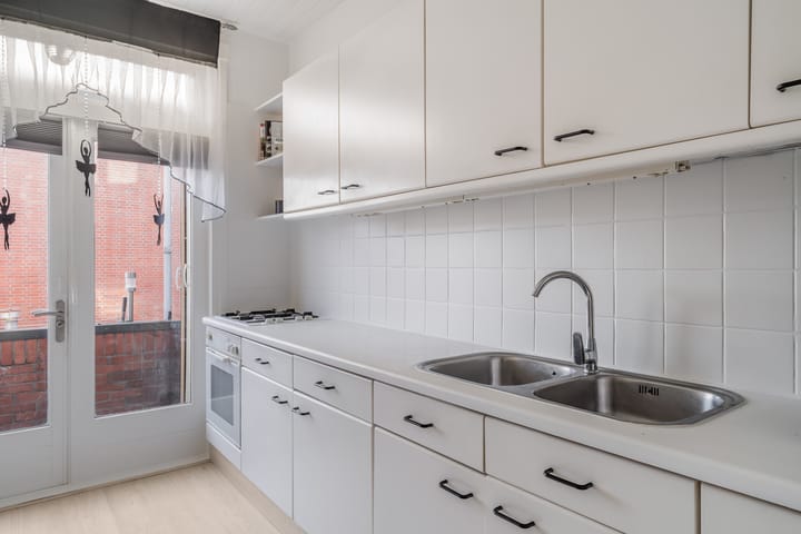 Foto 30 van Lorentzplein 48