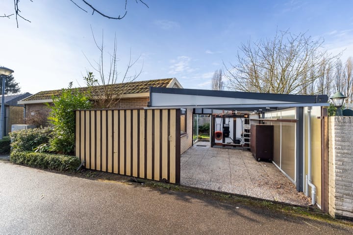 Photo 3 of Westvlietweg 10-110