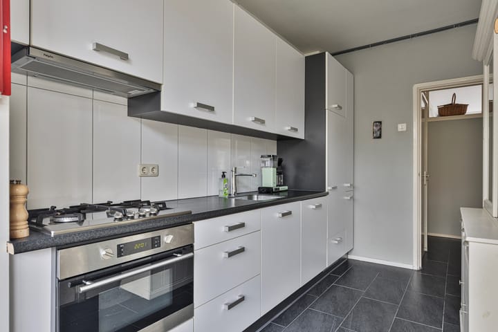 Photo 5 of Burggravenlaan 206