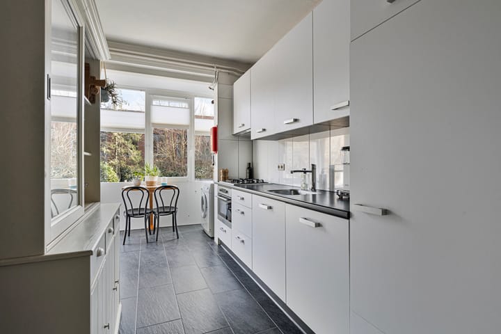 Photo 11 of Burggravenlaan 206