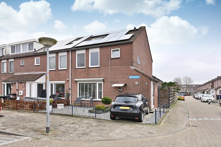 Foto 1 van Vleetstraat 1