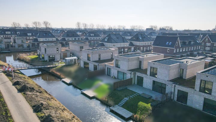 Photo 53 of Grift 21