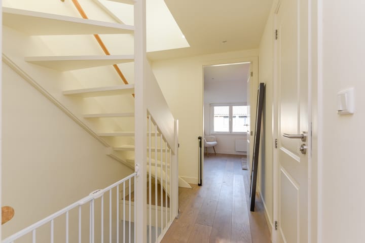 Foto 19 van Prins Hendrikstraat 64