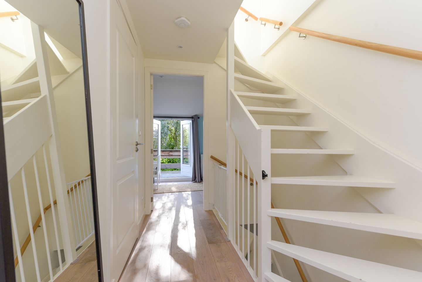 Foto 25 van Prins Hendrikstraat 64