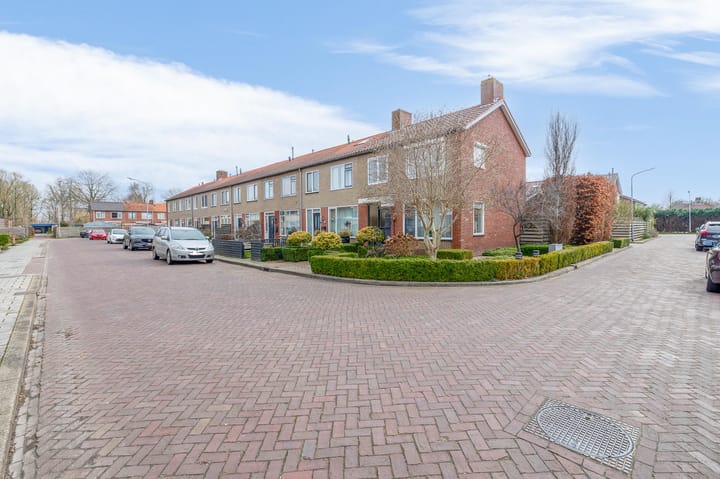 Photo 10 of Altenalaan 2