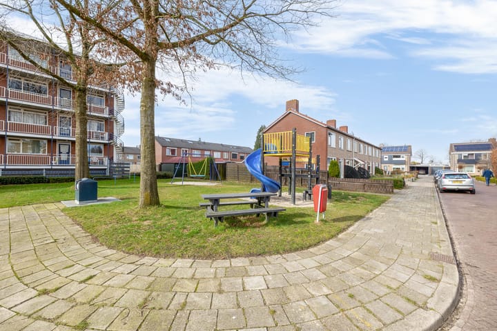 Photo 39 of Altenalaan 2