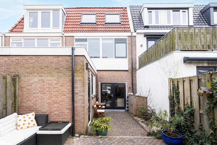 Foto 18 van Oranjeboomstraat 54