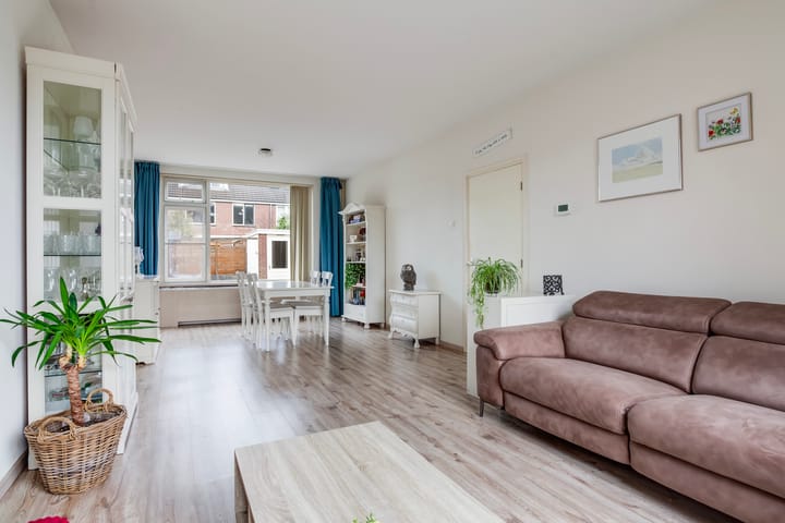 Foto 11 van Blommesteinsingel 77