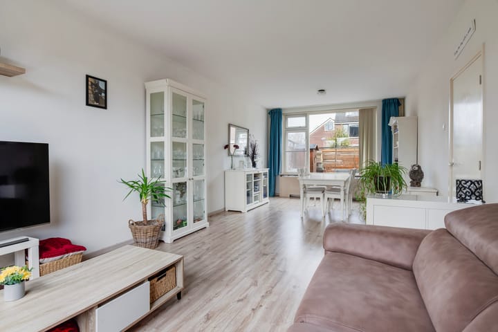 Foto 16 van Blommesteinsingel 77